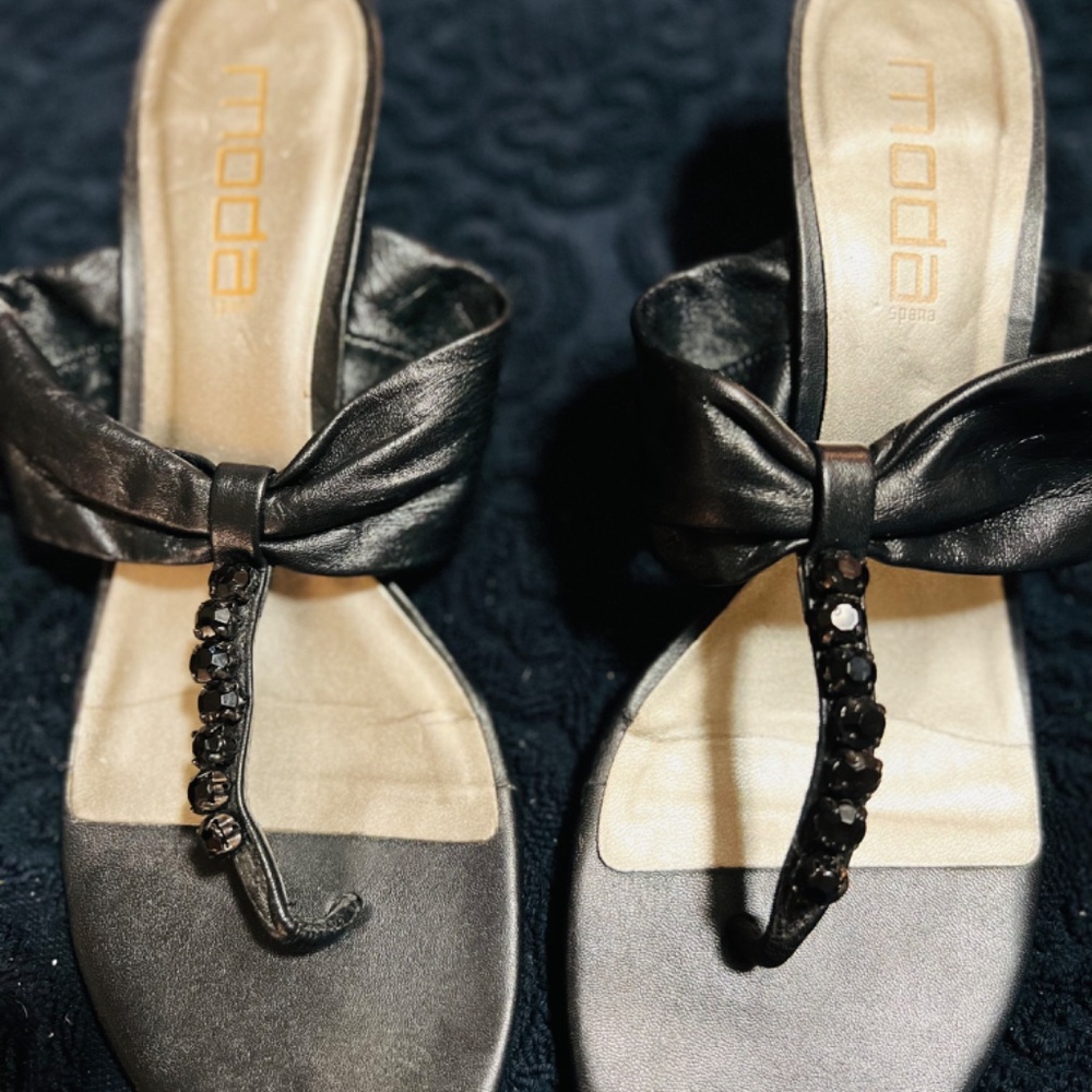 Heels - Picture 3 of 6